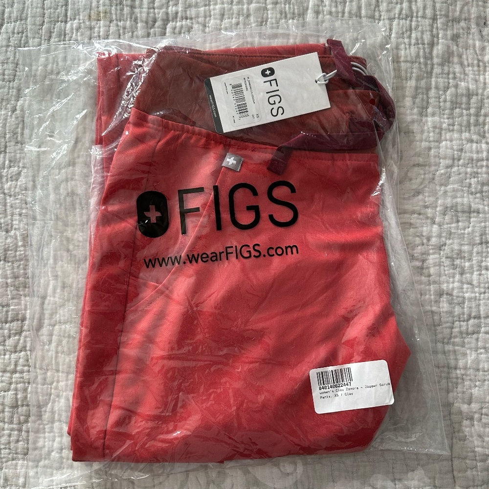 FIGS Zamora Jogger Scrub Pants - Clay